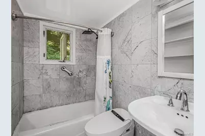29 S Washington Avenue, Hartsdale, NY 10530 - Photo 9