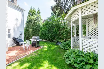 91 Pickwick Road, Manhasset, NY 11030 - Photo 29