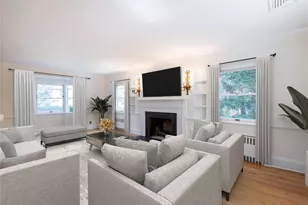 91 Pickwick Rd, Manhasset, NY 11030 - Photo 3