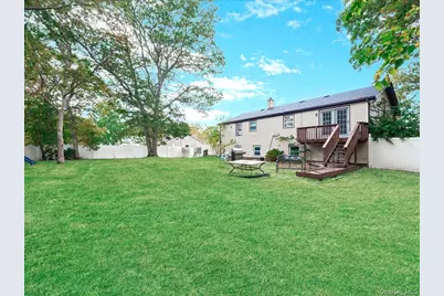 33 Winside Lane, Coram, NY 11727 - Photo 23