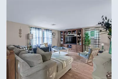 33 Winside Lane, Coram, NY 11727 - Photo 3