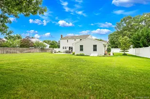 3 Warren Ct, Farmingville, NY 11738 - Photo 39
