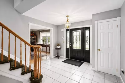 3 Warren Court, Farmingville, NY 11738 - Photo 5