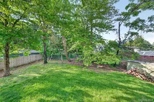 8 Mockingbird Ln, Poughkeepsie, NY 12601 - Photo 25
