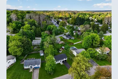 8 Mockingbird Lane, Poughkeepsie, NY 12601 - Photo 27