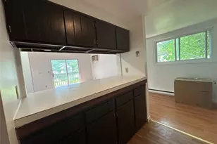2 School St, Poughkeepsie, NY 12601 - Photo 9