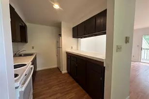 2 School St, Poughkeepsie, NY 12601 - Photo 7