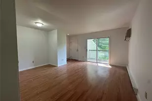 2 School St, Poughkeepsie, NY 12601 - Photo 3