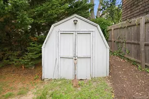 308 Monsell Pl, Greenport, NY 11944 - Photo 29