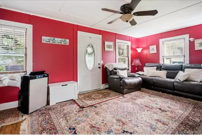 308 Monsell Place, Greenport, NY 11944 - Photo 9