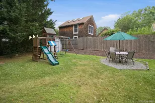 308 Monsell Pl, Greenport, NY 11944 - Photo 27