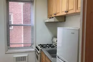 143-25 84th Dr, Briarwood, NY 11435 - Photo 13