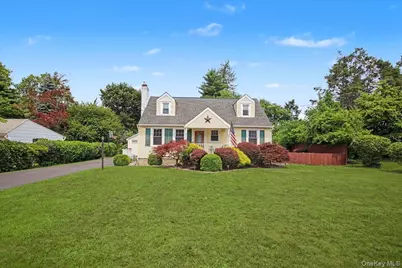 9 Mansion Drive, Hyde Park, NY 12538 - Photo 3