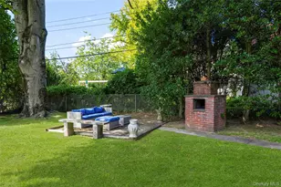 30 Antler Pl, New Rochelle, NY 10804 - Photo 9