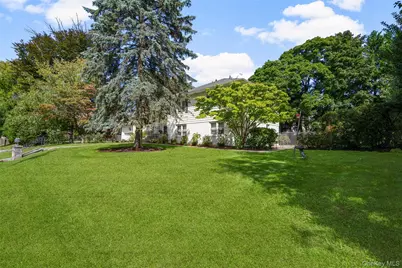 30 Antler Place, New Rochelle, NY 10804 - Photo 5