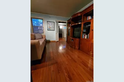 899 Cleveland Street, West Hempstead, NY 11552 - Photo 5