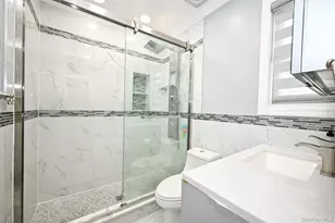 111-34 140th St, Jamaica, NY 11435 - Photo 15