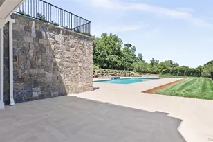 4 Shepherds Ln, Sands Point, NY 11050 - Photo 39