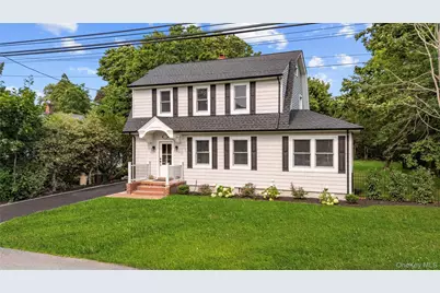 29 Colton Avenue, Sayville, NY 11782 - Photo 3