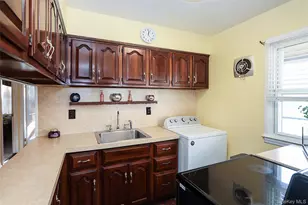 12 E Millpage Dr, Bethpage, NY 11714 - Photo 3