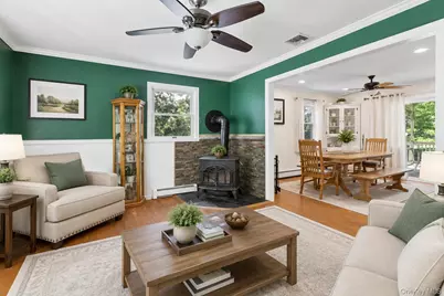 6 Giant Oak Road, Ridge, NY 11961 - Photo 5