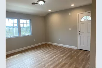 10 The Place, Glen Cove, NY 11542 - Photo 5