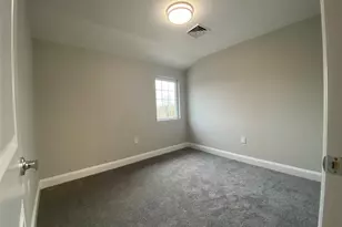 10 The Pl, Glen Cove, NY 11542 - Photo 13