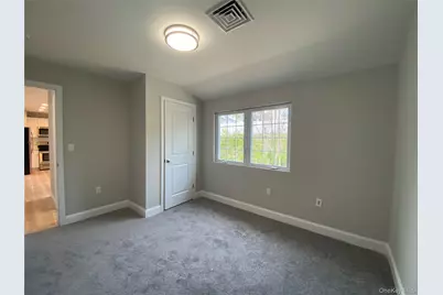10 The Place, Glen Cove, NY 11542 - Photo 9