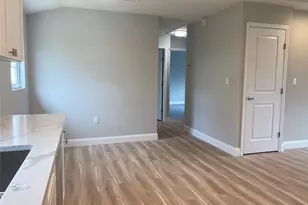 10 The Pl, Glen Cove, NY 11542 - Photo 3