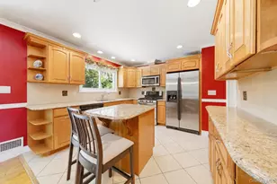 785 Sequoia Dr, Valley Cottage, NY 10989 - Photo 15