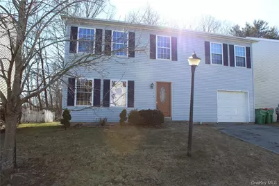 24 Wood Street, Poughkeepsie, NY 12603 - Photo 1