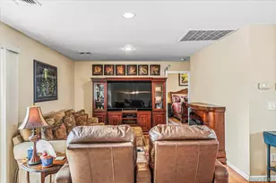 63 Kingfisher Rd, Levittown, NY 11756 - Photo 19