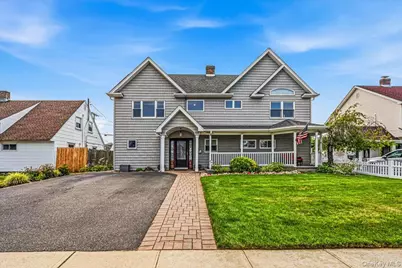 63 Kingfisher Road, Levittown, NY 11756 - Photo 1