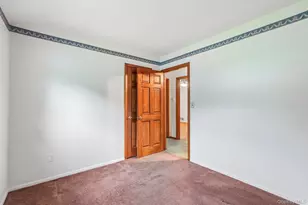 8 Victoria Dr, Nanuet, NY 10954 - Photo 15