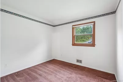 8 Victoria Drive, Nanuet, NY 10954 - Photo 13