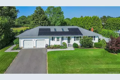 124 Donna Drive, Calverton, NY 11933 - Photo 1