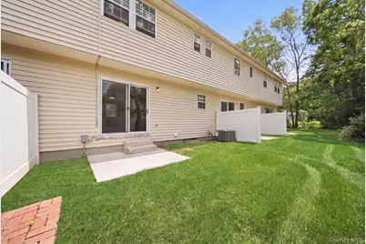 30 Jefferson, Yaphank, NY 11980 - Photo 15