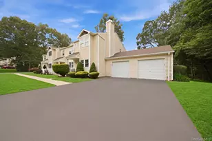 30 Jefferson, Yaphank, NY 11980 - Photo 3