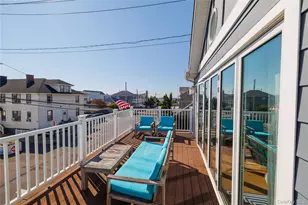 23 Delaware Ave, Long Beach, NY 11561 - Photo 13