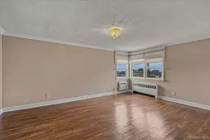 34 Duke Dr, Manhasset Hills, NY 11040 - Photo 27