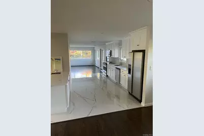 6 Oakridge Drive, Cold Spring Harbor, NY 11743 - Photo 5