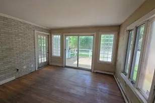 34 Thorburn Ave, Patchogue, NY 11772 - Photo 9