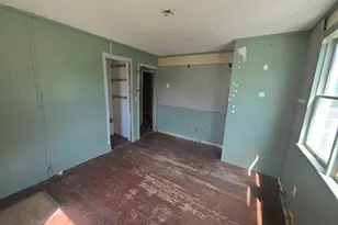 34 Thorburn Ave, Patchogue, NY 11772 - Photo 13
