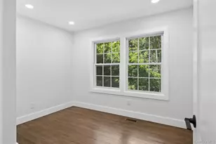 128 Crooked Hill Rd, Huntington, NY 11743 - Photo 23