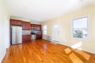 128 W Market Street, Long Beach, NY 11561 - Photo 7