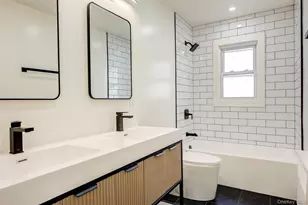 71-65 Douglaston Pkwy, Little Neck, NY 11362 - Photo 11