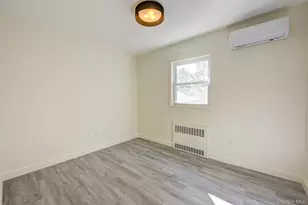 71-65 Douglaston Pkwy, Little Neck, NY 11362 - Photo 13
