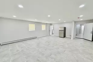 2887 Lamport Pl, Bronx, NY 10465 - Photo 25