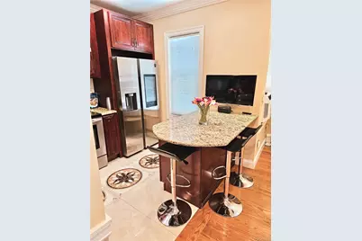 198 Jericho Turnpike #2nd FL, Floral Park, NY 11001 - Photo 3