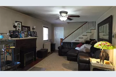 34 Irma Avenue, Port Washington, NY 11050 - Photo 3